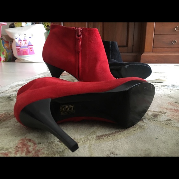 Balenciaga women’s bootys - Picture 6 of 6